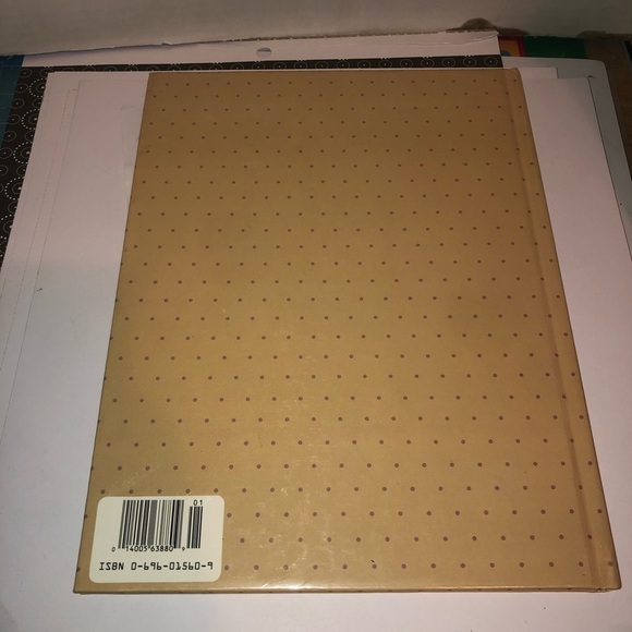 Better Homes And Gardens Country Bazaar Crafts- Christmas Is Coming preloved - Picture 2 of 7